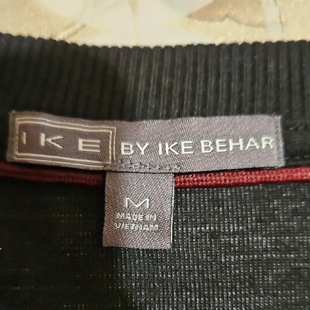 Ike Behar Gray V-Neck Sweater with Black Accents